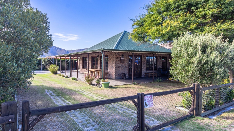 2 Bedroom Property for Sale in De Kelders Western Cape